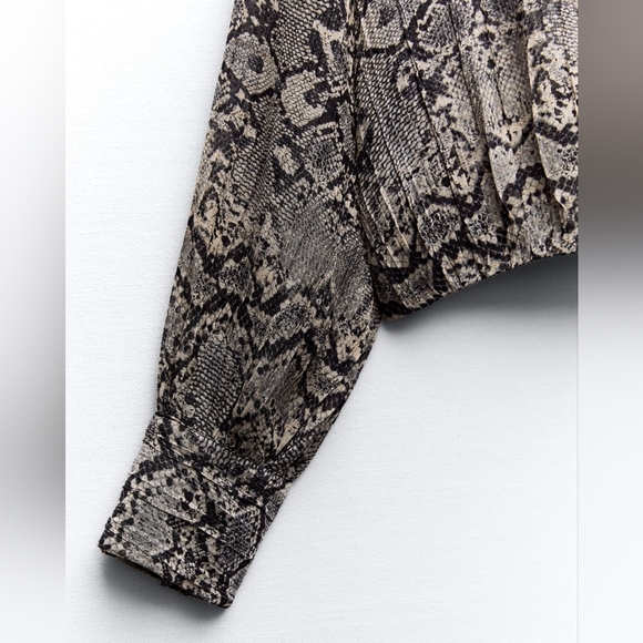 ZARA GRAY SNAKESKIN PRINT BLOUSE - Picture 7 of 13